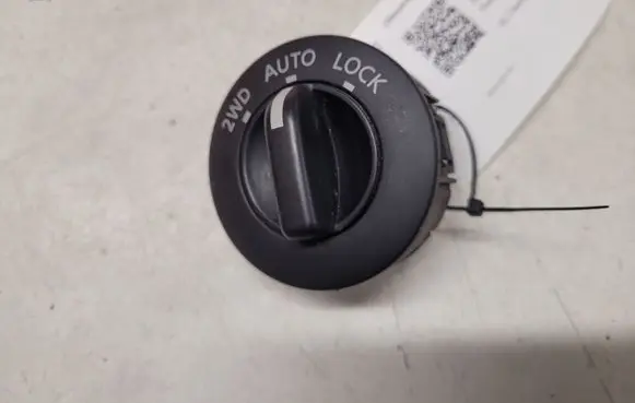 Nissan X-Trail T30 Differential lock switch 68260EQ000