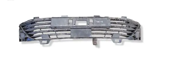 Renault Clio V Front bumper lower grill 622546955R
