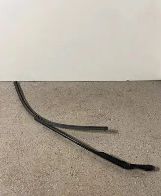 Audi A8 S8 D4 4H Front wiper blade arm 3392125891