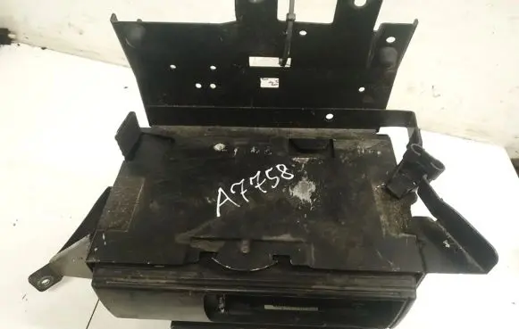 Volkswagen PASSAT B5 CD/DVD changer 
