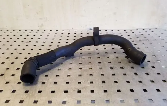 Volkswagen PASSAT CC Engine coolant pipe/hose