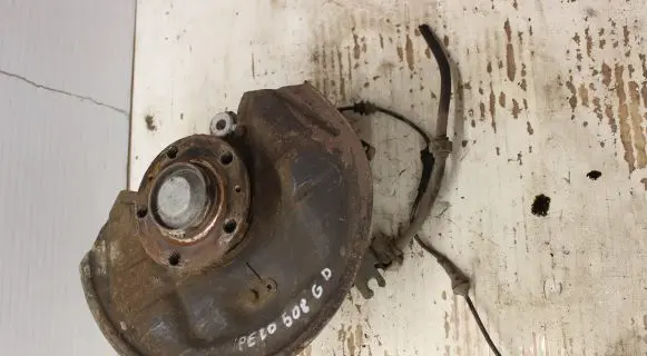 Peugeot 508 Rear wheel hub spindle/knuckle 