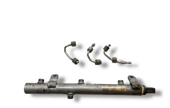 Chrysler 300 - 300C Fuel main line pipe A642070259 A6420702595