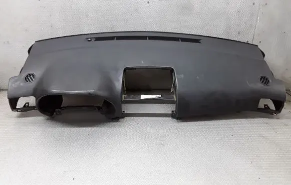 Toyota Avensis T250 Dashboard