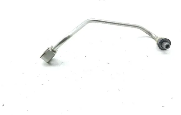 Coolant pipe/hose