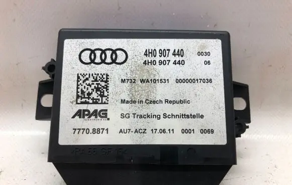 Audi A8 S8 D4 4H Parking PDC control unit/module 4H0907440