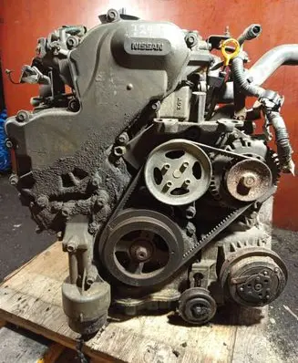 Nissan Almera Tino Engine