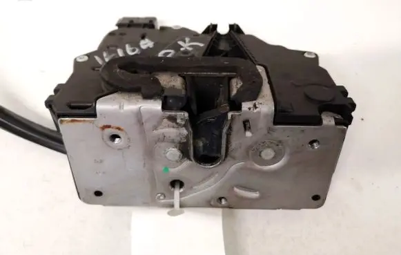 Citroen Jumper Front door lock 1350150080 c711060730a