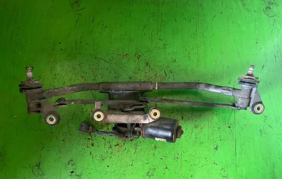 Peugeot 806 Front wiper linkage and motor