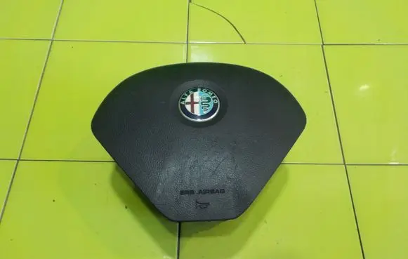 Alfa Romeo Giulietta Steering wheel airbag 1560915200