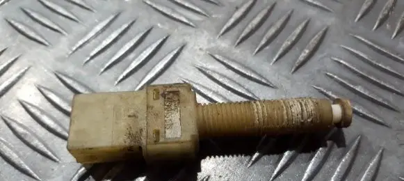 Brake pedal sensor switch
