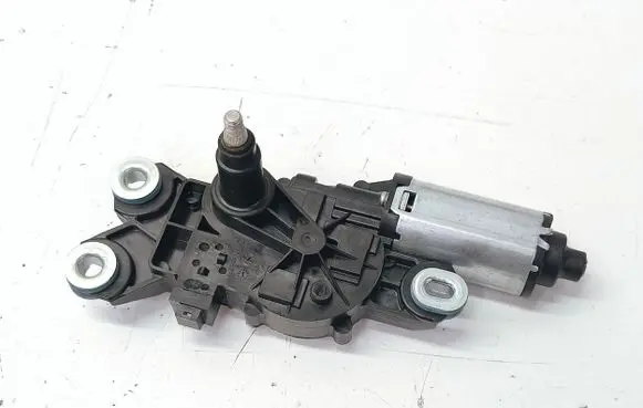 Volvo XC70 Rear window wiper motor W000023200
