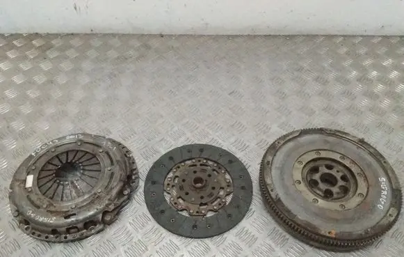 Ford Focus Clutch set kit 150415C AV617550C1B 004599