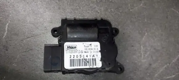 Opel Vivaro A/C air flow flap actuator/motor T1020397J