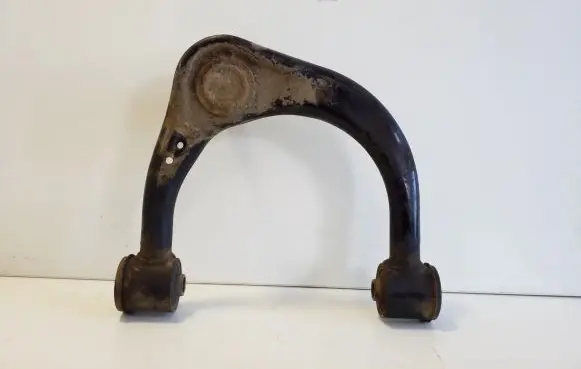 Toyota Hilux (AN120, AN130) Front lower control arm/wishbone 486320K040