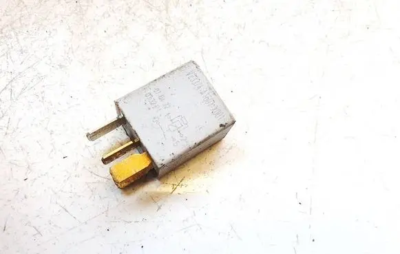 Toyota Auris 150 Other relay 9008087019 90080-87019