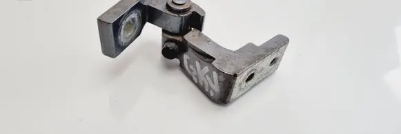 Audi A6 S6 C6 4F Rear door upper hinge 