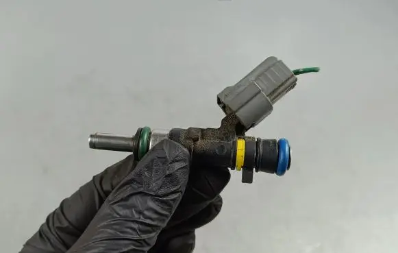 Mitsubishi Outlander Fuel injector 1465A412