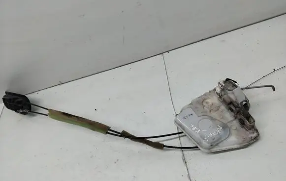 Mazda 6 Front door lock 356GS1d