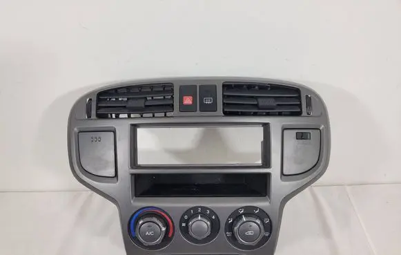 Hyundai Matrix Climate control unit 8474217100 8474117100