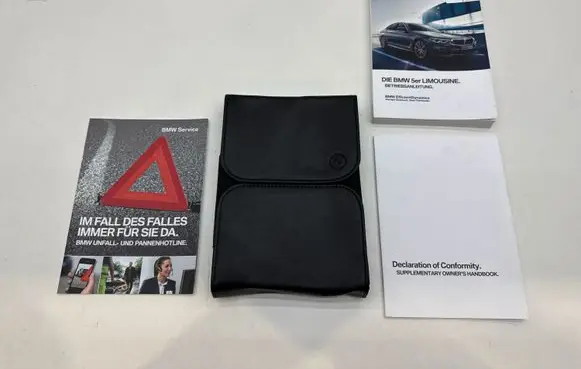 BMW 5 G30 G31 G38 Owners service history hand book 01402982694
