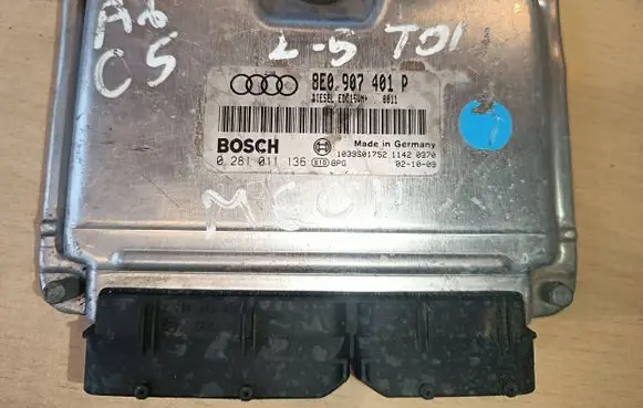 Audi A6 S6 C5 4B Engine control unit/module 8E0907401P 1039S01752 0281011136