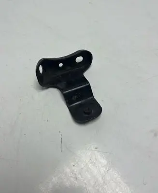 Volkswagen PASSAT B6 Other engine bay part 1K0199588