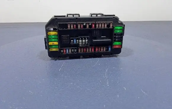 BMW 3 F30 F35 F31 Fuse box set 9389068