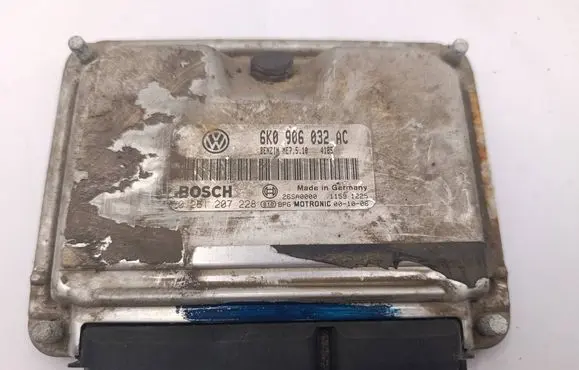 Seat Ibiza III (6L) Engine control unit/module 6K0906032AC 26SA0000 0261207228