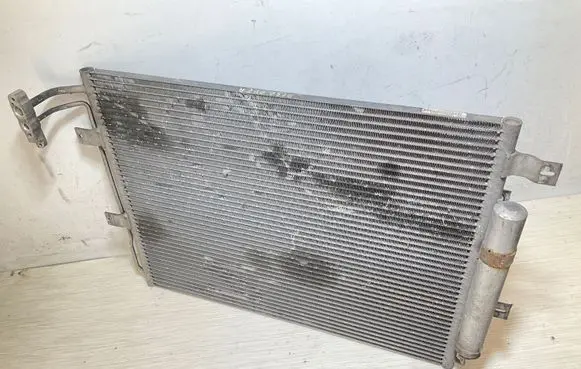 Land Rover Discovery 4 - LR4 A/C cooling radiator (condenser) AH3210C600CA L25951