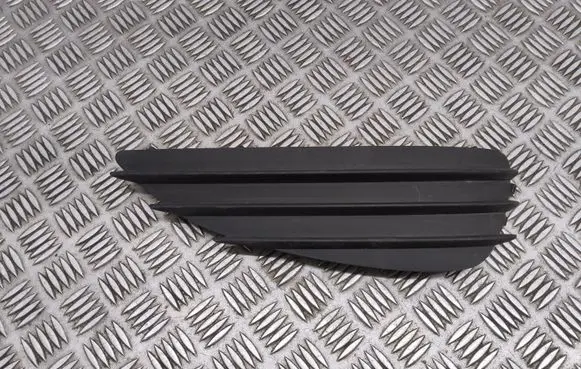 Opel Astra J Front bumper lower grill 375768702 13110335