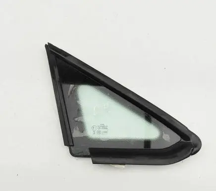 Volkswagen Caddy Front door vent window glass four-door 2K7845116