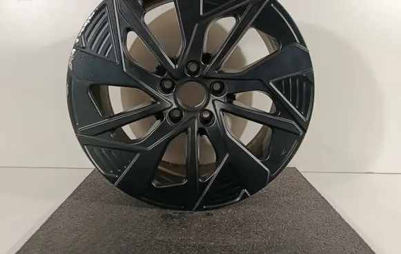 Toyota bZ4X R18 alloy rim PW45742004