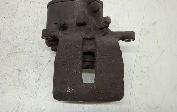 Volvo V70 Rear brake caliper 32332594