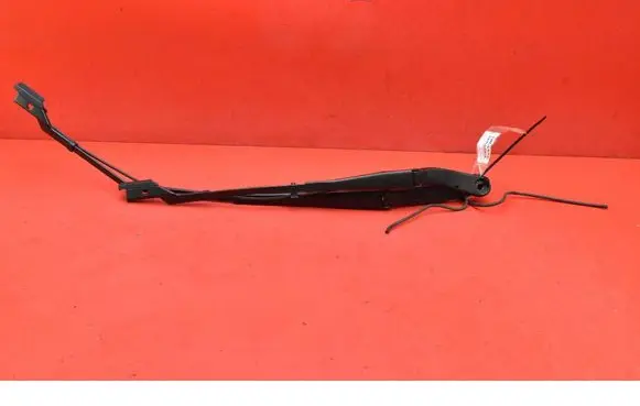 Tesla Model Y Front wiper blade arm P162822800A