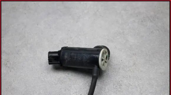 KIA Picanto Windscreen/windshield washer pump 985102S000