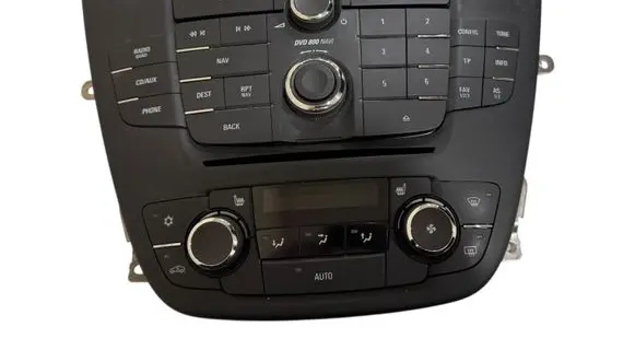 Head unit multimedia control
