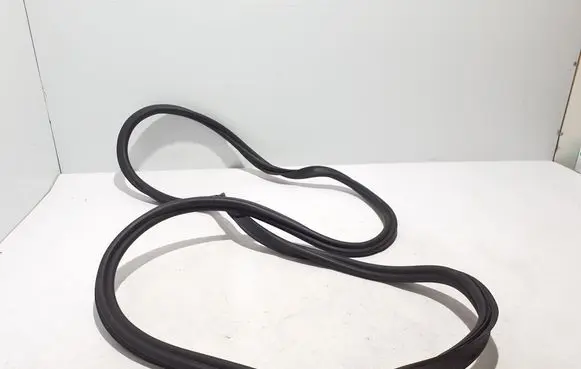 Cupra Formentor Trunk rubber seal (body) 5FF827705H