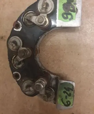 GAZ 24-10 Generator/alternator part BPV445