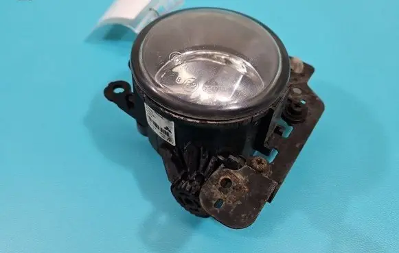 Peugeot 4007 Front fog light 89203951 IMPRK1462294