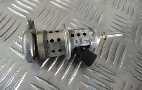 Volvo S90, V90 AdBlue injector 32203677