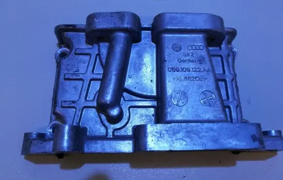 Audi Q7 4M Rocker cam cover 059109122AA