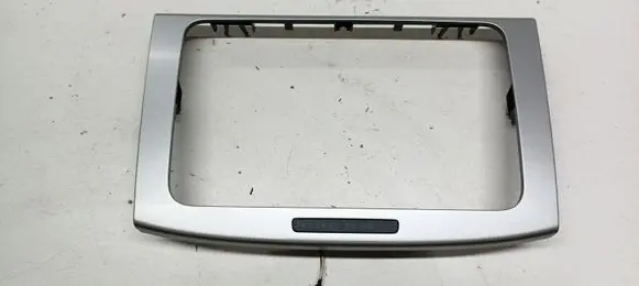 Volkswagen PASSAT B6 Radio/GPS head unit trim 3C0858069AE