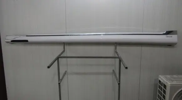 Front sill (body part)