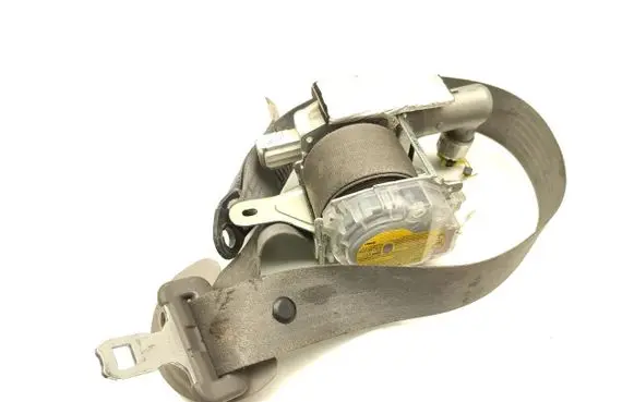 Toyota Prius (XW20) Front seatbelt 7L8230-P
