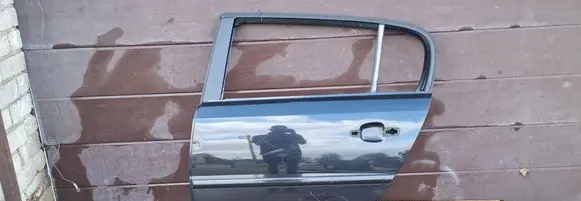 Rear door