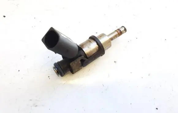 Audi A6 S6 C6 4F Fuel injector 06D133036D
