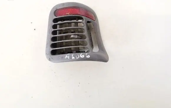 Dodge Grand Caravan Dash center air vent grill