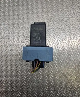 Peugeot 508 Glow plug pre-heat relay 9802424080 03112 51299065