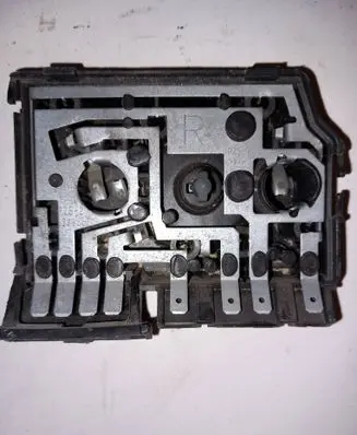 Audi A6 S6 C4 4A Tail light bulb cover holder B5831BL